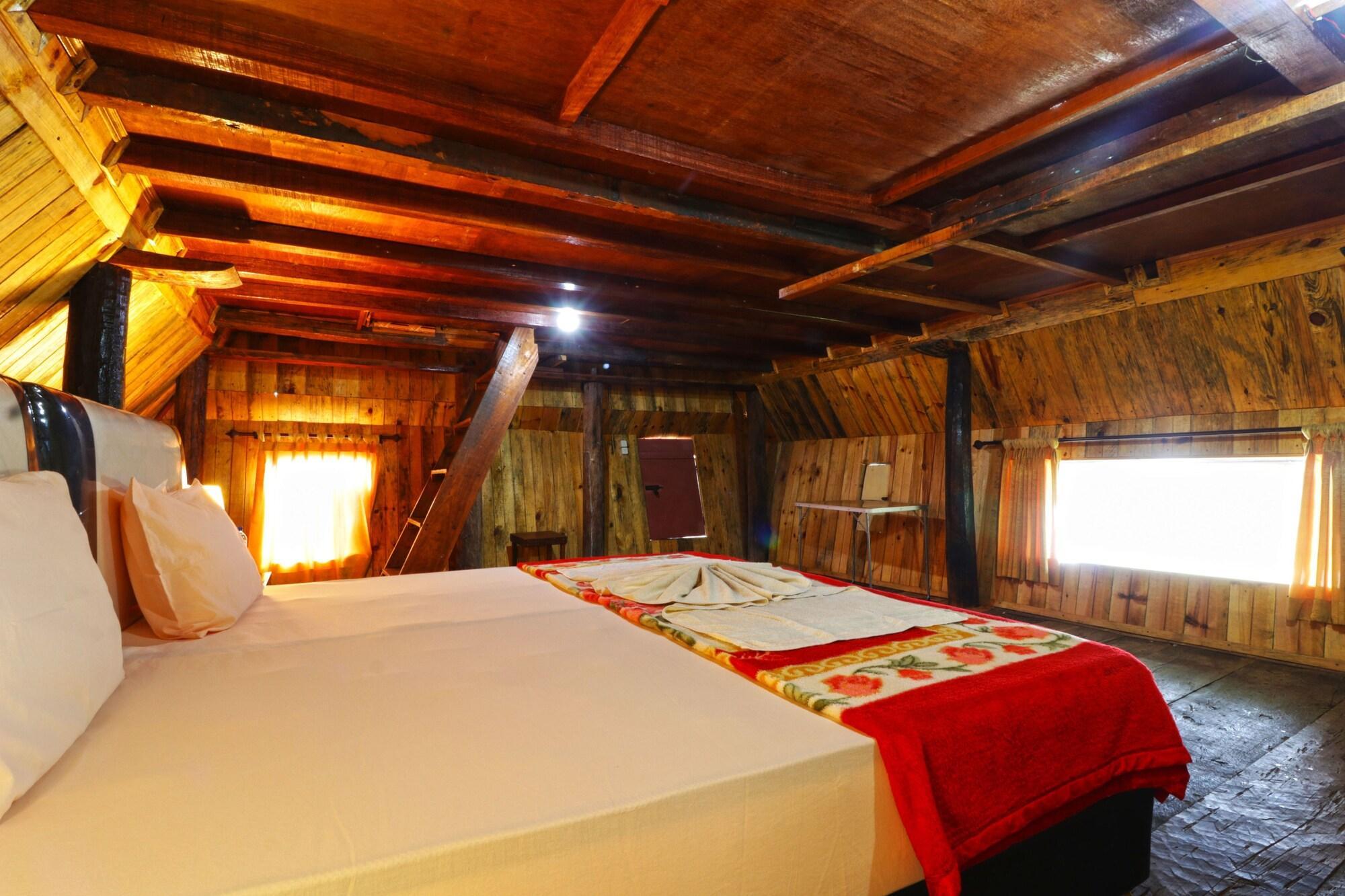 Tuk Tuk Timbul Bungalows Εξωτερικό φωτογραφία